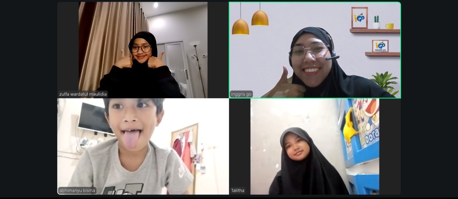 Anak dilatih berani speaking dalam suasana yang santai.