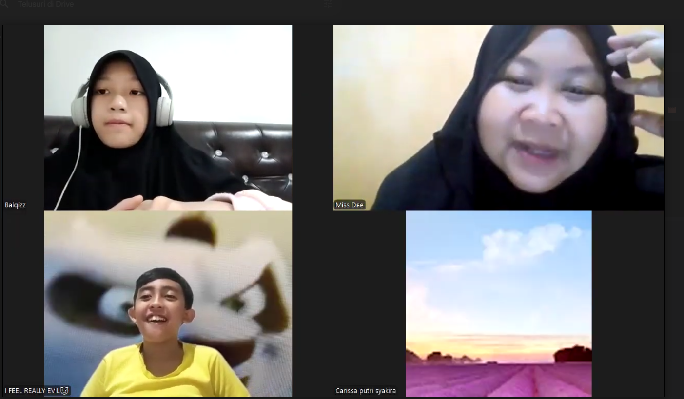 Belajar sambil bermain game interaktif yang bikin anak engaged.
